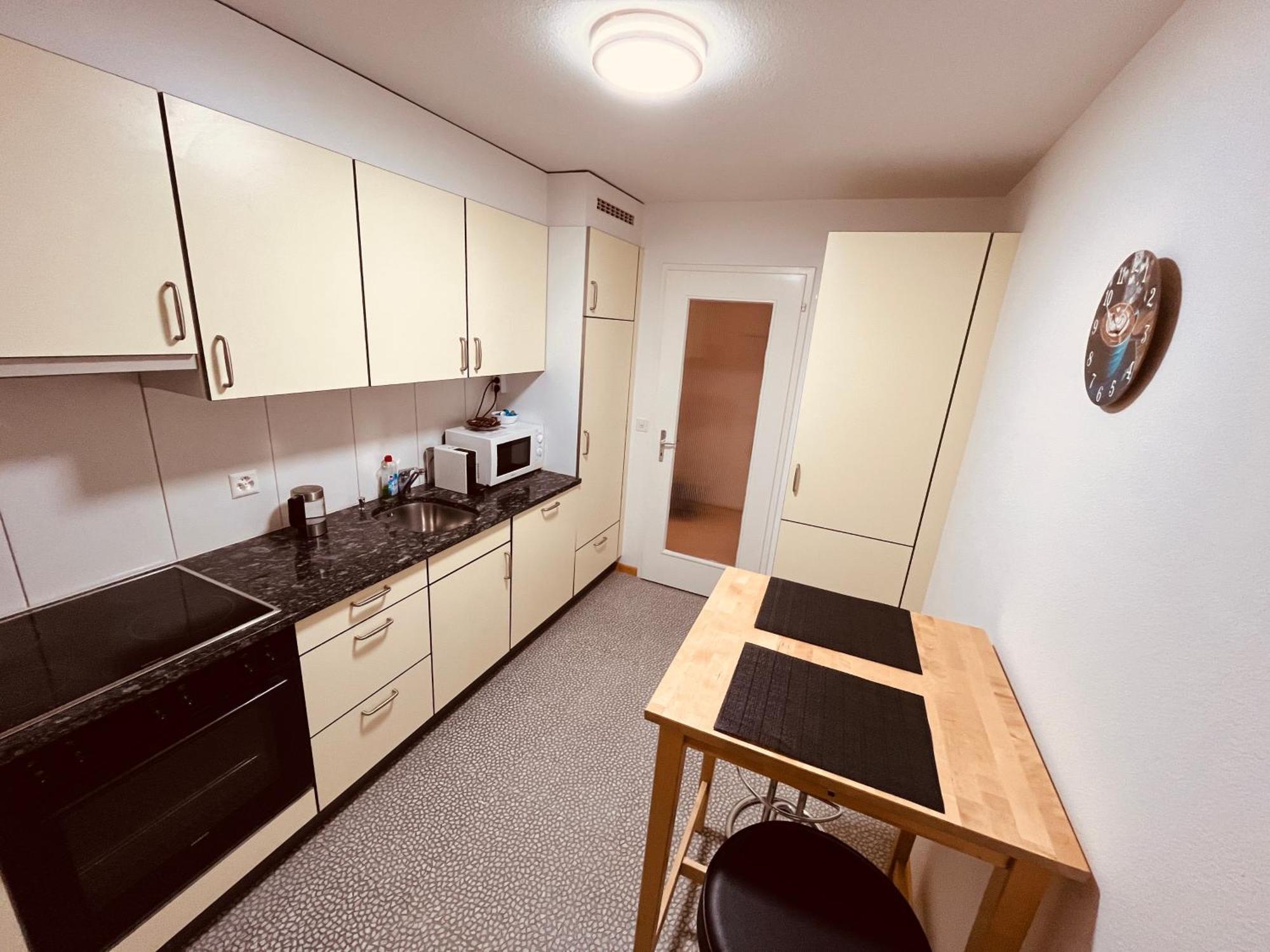 3-Room Apartment For Business Travelers & Families, Free Wifi & Tv With 70 Countries, Dazn, Sky, Netflix & Disney Wynau Luaran gambar